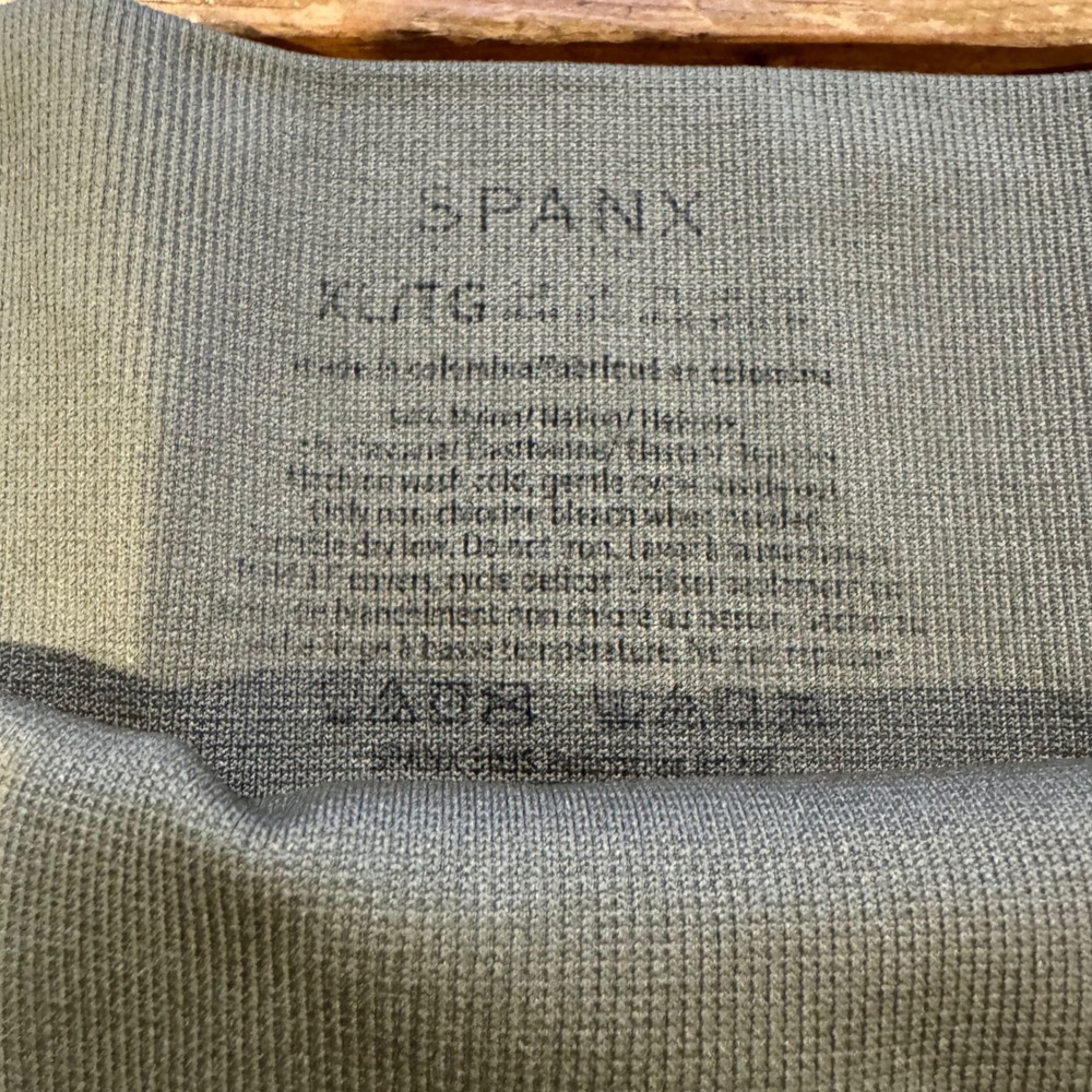 Spanx Look at Me Now Seamless Leggings Green Camo High Waist XL - Picture 4 of 6